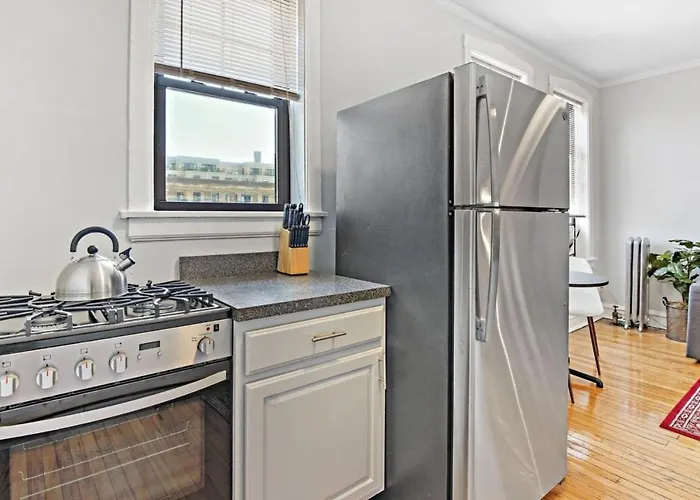 1br Modern Close To Shops & Restaurants - Belmont C6 * Chicago