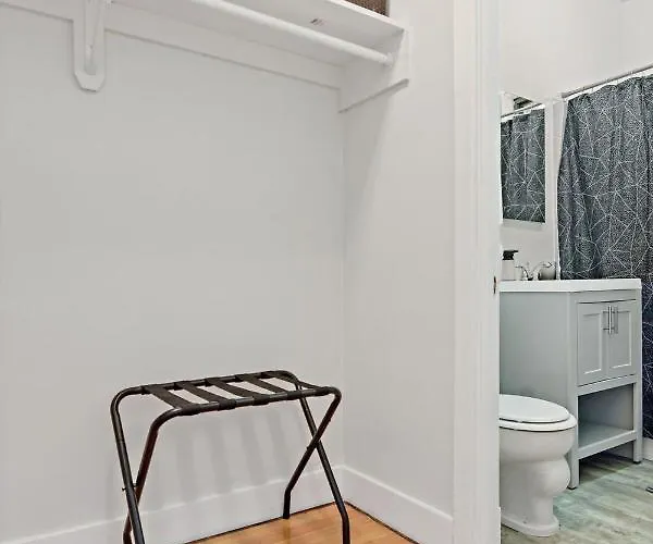 Apartment 1br Modern Close To Shops & Restaurants - Belmont C6